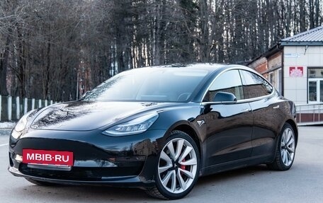 Tesla Model 3 I, 2019 год, 3 490 000 рублей, 2 фотография
