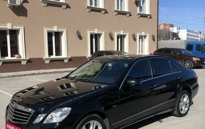 Mercedes-Benz E-Класс, 2012 год, 2 700 000 рублей, 1 фотография
