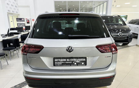 Volkswagen Tiguan II, 2019 год, 2 658 000 рублей, 5 фотография