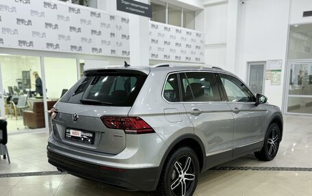Volkswagen Tiguan II, 2019 год, 2 658 000 рублей, 8 фотография