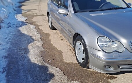 Mercedes-Benz C-Класс, 2003 год, 850 000 рублей, 2 фотография