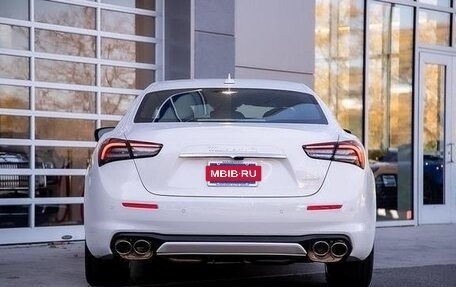 Maserati Ghibli, 2023 год, 12 950 000 рублей, 5 фотография