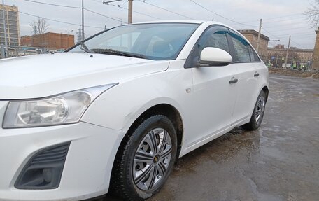 Chevrolet Cruze II, 2013 год, 549 000 рублей, 2 фотография