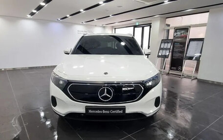 Mercedes-Benz EQA, 2021 год, 4 450 000 рублей, 3 фотография