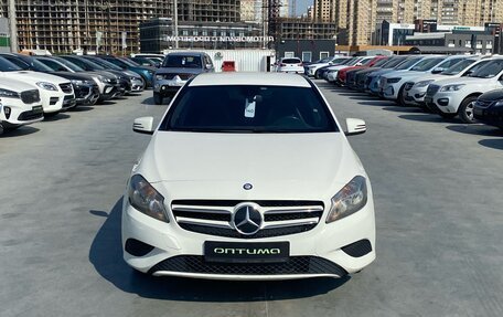 Mercedes-Benz A-Класс, 2014 год, 1 499 000 рублей, 2 фотография