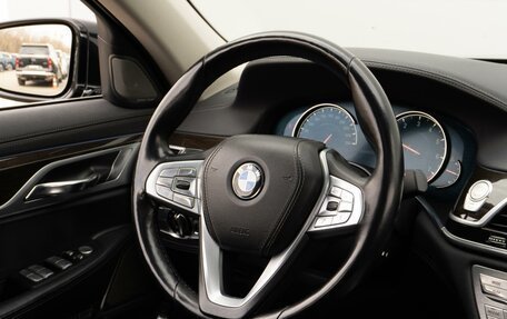 BMW 7 серия, 2017 год, 4 299 000 рублей, 9 фотография