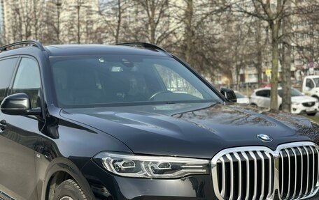 BMW X7, 2021 год, 9 400 000 рублей, 2 фотография