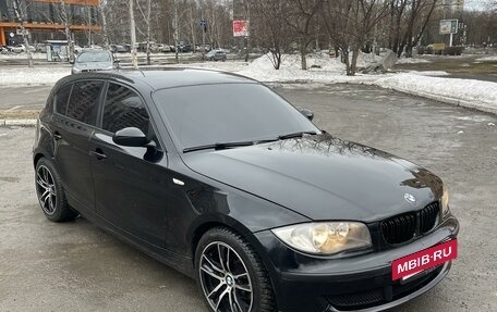 BMW 1 серия, 2009 год, 825 000 рублей, 3 фотография