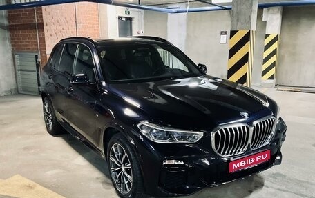 BMW X5, 2019 год, 5 790 000 рублей, 1 фотография