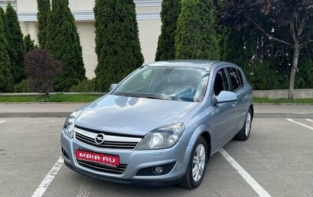 Opel Astra H, 2011 год, 800 000 рублей, 1 фотография