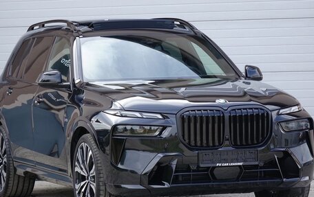 BMW X7, 2023 год, 14 555 000 рублей, 3 фотография