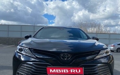 Toyota Camry, 2019 год, 3 245 000 рублей, 1 фотография