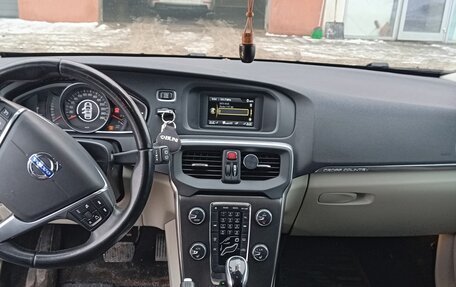 Volvo V40 Cross Country I, 2013 год, 1 490 000 рублей, 11 фотография