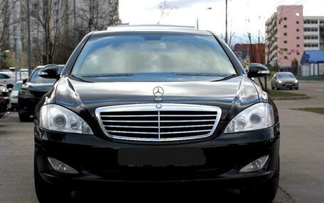 Mercedes-Benz S-Класс, 2008 год, 1 600 000 рублей, 1 фотография