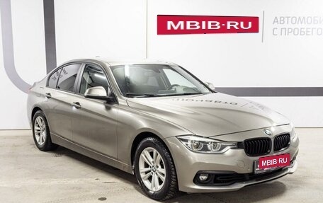BMW 3 серия, 2017 год, 1 890 000 рублей, 3 фотография