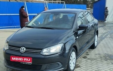 Volkswagen Polo VI (EU Market), 2012 год, 960 000 рублей, 1 фотография