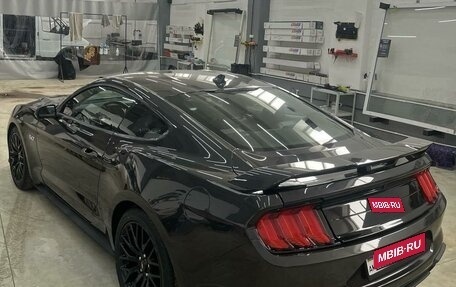 Ford Mustang VI рестайлинг, 2022 год, 6 000 000 рублей, 4 фотография