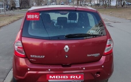 Renault Sandero I, 2010 год, 700 000 рублей, 4 фотография