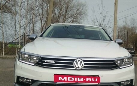 Volkswagen Passat B8 рестайлинг, 2018 год, 3 149 000 рублей, 2 фотография