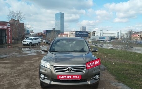 Toyota RAV4, 2012 год, 2 600 000 рублей, 3 фотография