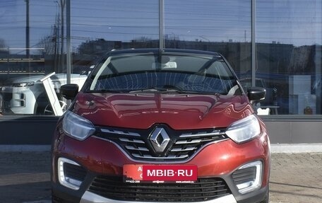 Renault Kaptur I рестайлинг, 2021 год, 1 950 000 рублей, 2 фотография