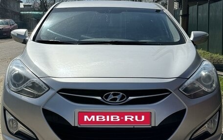 Hyundai i40 I рестайлинг, 2013 год, 1 300 000 рублей, 2 фотография