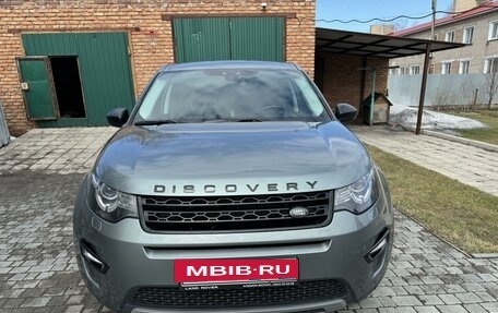 Land Rover Discovery Sport I рестайлинг, 2018 год, 2 990 000 рублей, 3 фотография