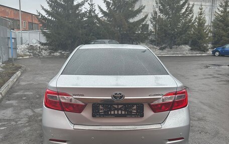 Toyota Camry, 2013 год, 1 710 000 рублей, 2 фотография