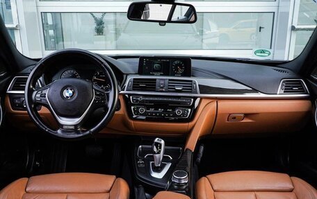 BMW 3 серия, 2018 год, 2 300 000 рублей, 2 фотография
