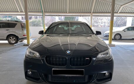 BMW 5 серия, 2010 год, 2 300 000 рублей, 2 фотография
