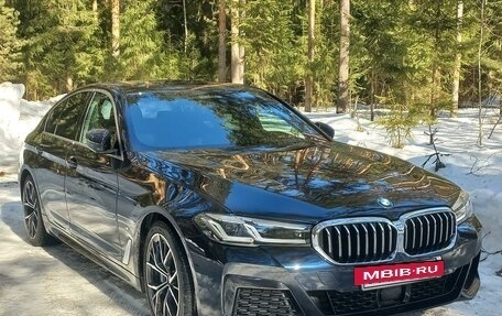 BMW 5 серия, 2022 год, 6 400 000 рублей, 2 фотография