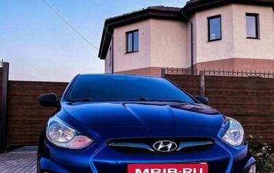 Hyundai Solaris II рестайлинг, 2012 год, 830 000 рублей, 1 фотография