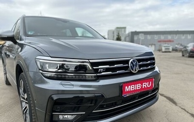 Volkswagen Tiguan II, 2019 год, 3 495 000 рублей, 1 фотография