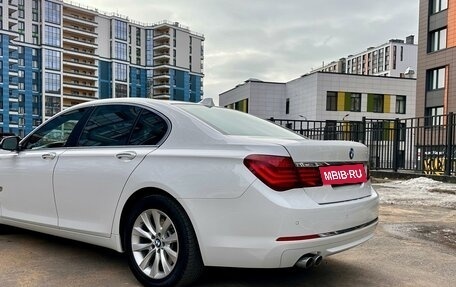 BMW 7 серия, 2015 год, 3 600 000 рублей, 3 фотография