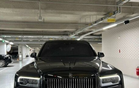 Rolls-Royce Cullinan, 2023 год, 62 500 000 рублей, 3 фотография