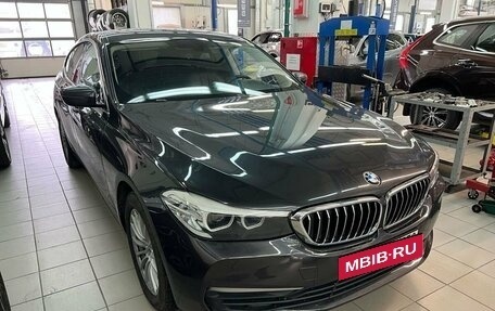 BMW 6 серия, 2018 год, 3 747 000 рублей, 2 фотография