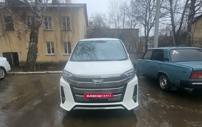 Toyota Noah III, 2018 год, 2 700 000 рублей, 1 фотография
