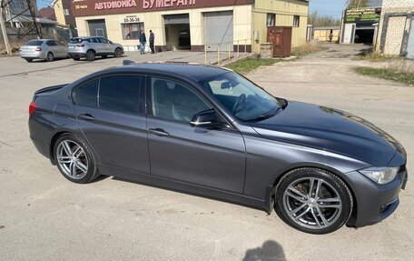 BMW 3 серия, 2013 год, 1 950 000 рублей, 2 фотография
