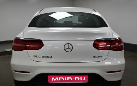 Mercedes-Benz GLC Coupe, 2016 год, 4 900 000 рублей, 4 фотография