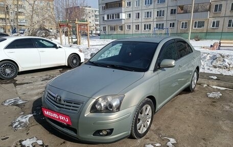 Toyota Avensis III рестайлинг, 2006 год, 850 000 рублей, 1 фотография