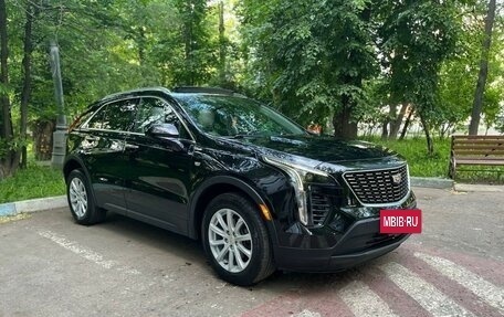 Cadillac XT4 I, 2018 год, 2 500 000 рублей, 3 фотография