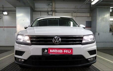 Volkswagen Tiguan II, 2018 год, 2 280 000 рублей, 3 фотография