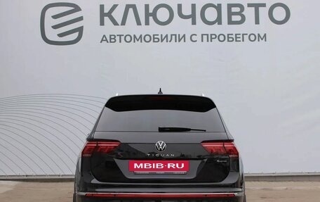 Volkswagen Tiguan II, 2020 год, 4 130 000 рублей, 6 фотография