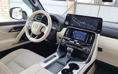 Lexus LX, 2023 год, 24 000 000 рублей, 4 фотография