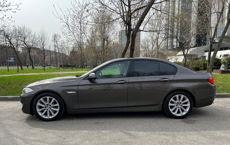 BMW 5 серия, 2011 год, 2 300 000 рублей, 3 фотография