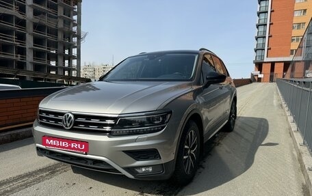 Volkswagen Tiguan II, 2019 год, 3 250 000 рублей, 2 фотография