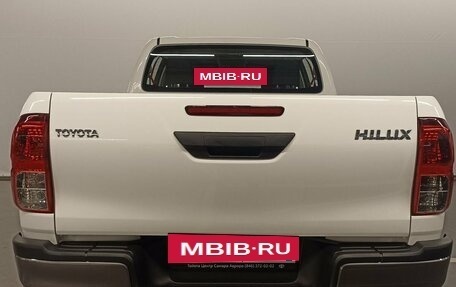 Toyota Hilux VIII, 2023 год, 5 766 500 рублей, 3 фотография