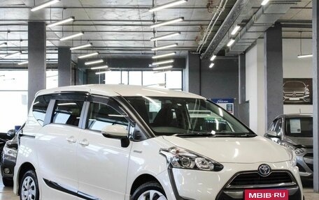 Toyota Sienta II, 2018 год, 1 499 000 рублей, 1 фотография