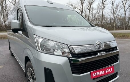 Toyota HiAce H300, 2020 год, 6 500 000 рублей, 5 фотография