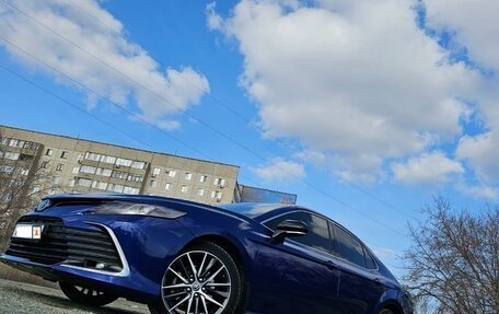 Toyota Camry, 2021 год, 3 875 000 рублей, 7 фотография
